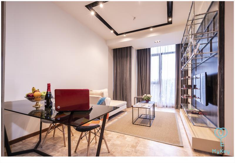 Expressionz Professional Suites By Mykey Kuala Lumpur Exterior photo A living room in a serviced apartment in Beijing, China